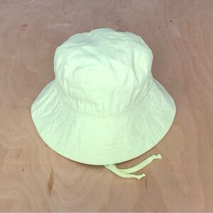 Universal Thread Neon Lime Bucket Hat with Adjustable Ties Womens One Size.